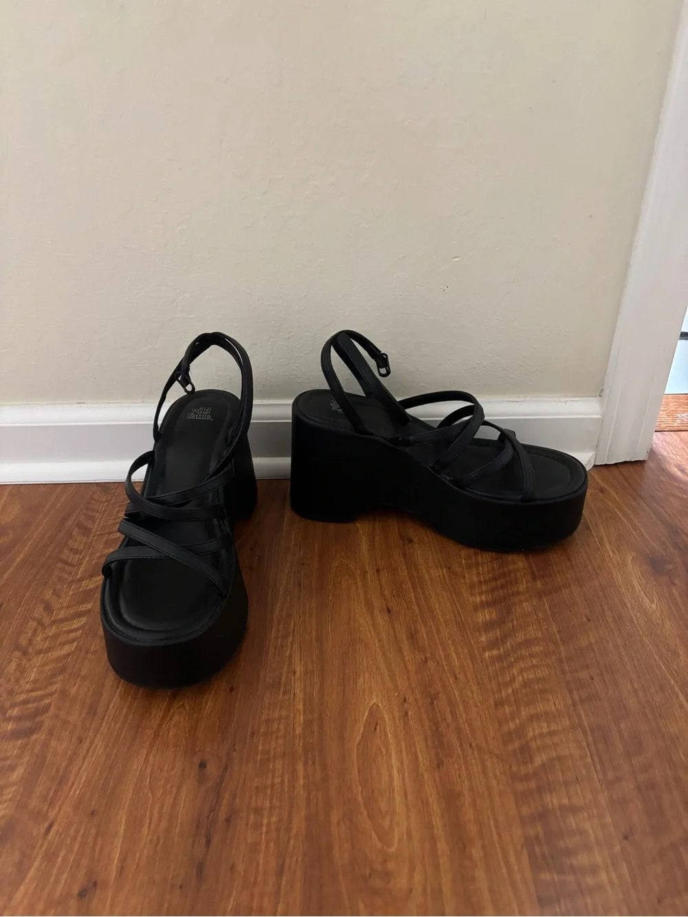 wild fable Black Strappy Platform Sandals